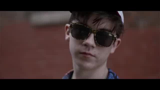 Declan McKenna - Isombard