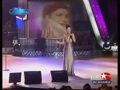 Ebru Gündeş - Dertler Benim Olsun