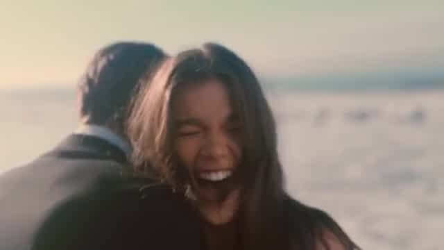 Hailee Steinfeld - Capital Letters