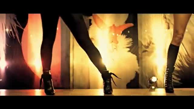 Keshia Chanté - Table Dancer