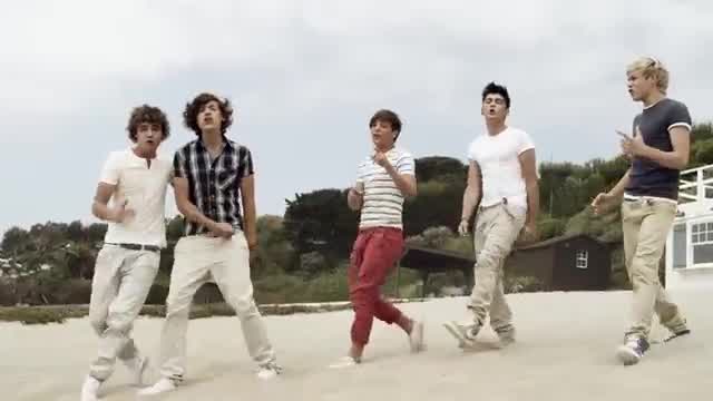 One Direction - What Makes You Beautiful watch for free or download video