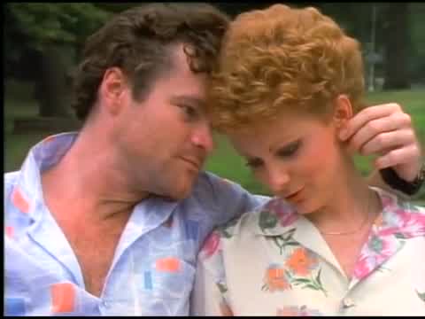 Reba McEntire - What Am I Gonna Do About You