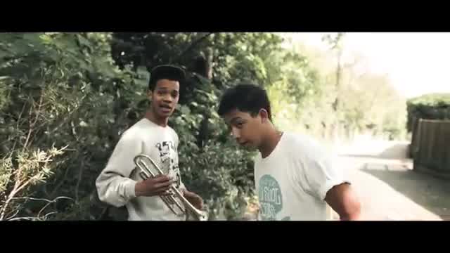 Rizzle Kicks - Down With the Trumpets