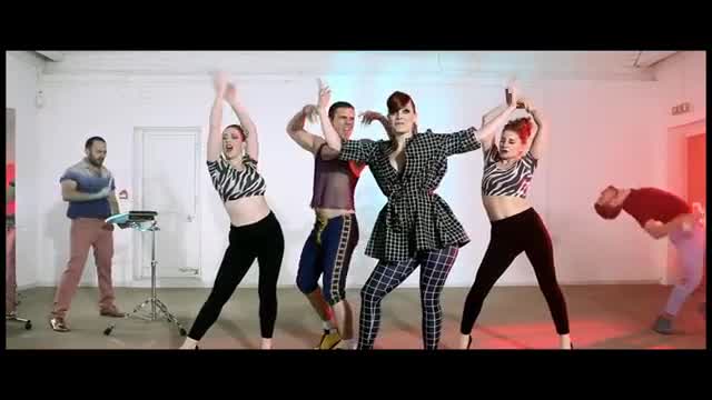 Scissor Sisters - Let’s Have a Kiki