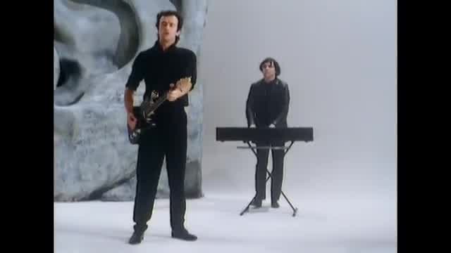 The Stranglers - Skin Deep