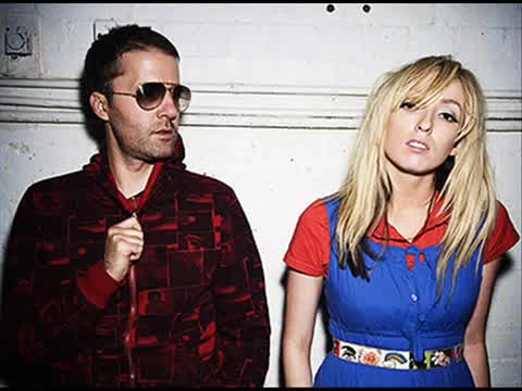 The Ting Tings - Traffic Light