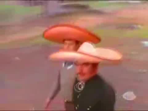 Vicente Fernández - Que de raro tiene