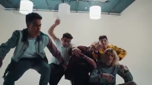 PRETTYMUCH - Teacher